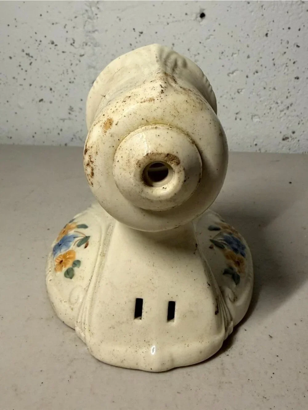 Beautiful 1930s Porcelain Art Deco Porcelier Light Sconce - 1 Floral
